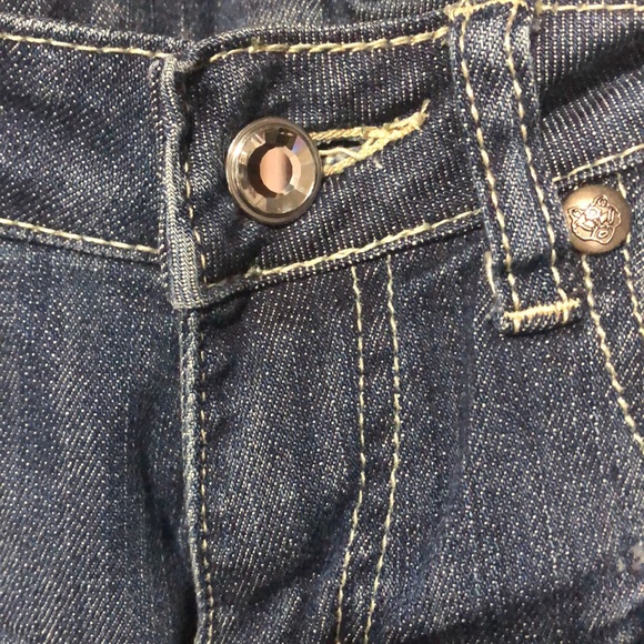 Distressed crop capri jeans - Picture 3 of 9